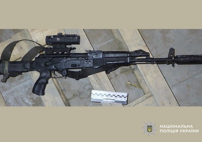 Військовий у СЗЧ напідпитку відкрив стрілянину з автомата на Чернігівщині, - поліція Військовий у СЗЧ напідпитку відкрив стрілянину з автомата на Чернігівщині, - поліція